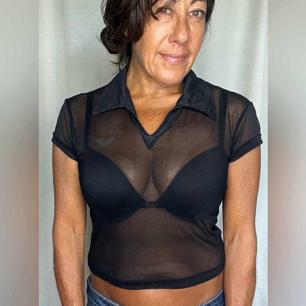 Vintage Roxy Crop top with collar & cap sleeves Size L runs small